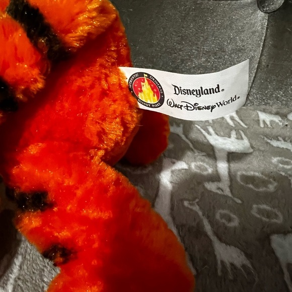 Tigger Walt Disney World Disneyland Mini Plush Toy - Picture 5 of 5